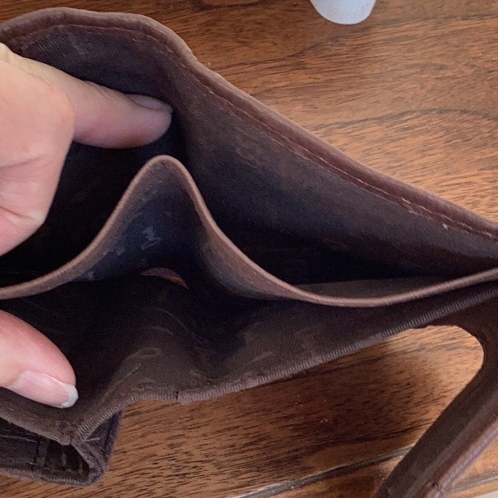 Fossil Vintage Brown cowhide Leather Wallet - Picture 12 of 16